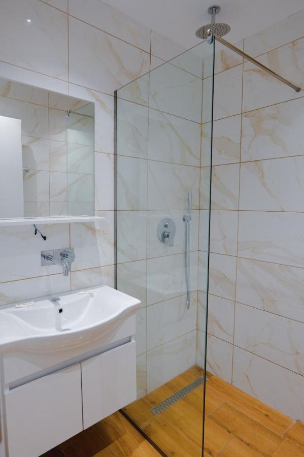 Hotel Aba Ksamil Ngoại thất bức ảnh